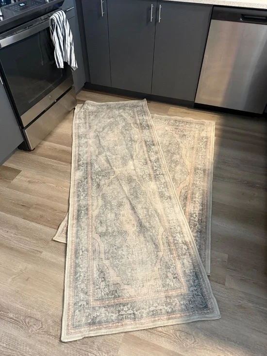 Two Ruggable Rug Without Pad - Picture 2 of 3